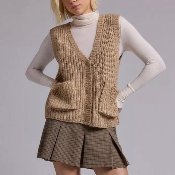 Sweater Vest Women S Beige Oversized Chunky Knit Button Front Pocket Sweater Y2K - Picture 1 of 10